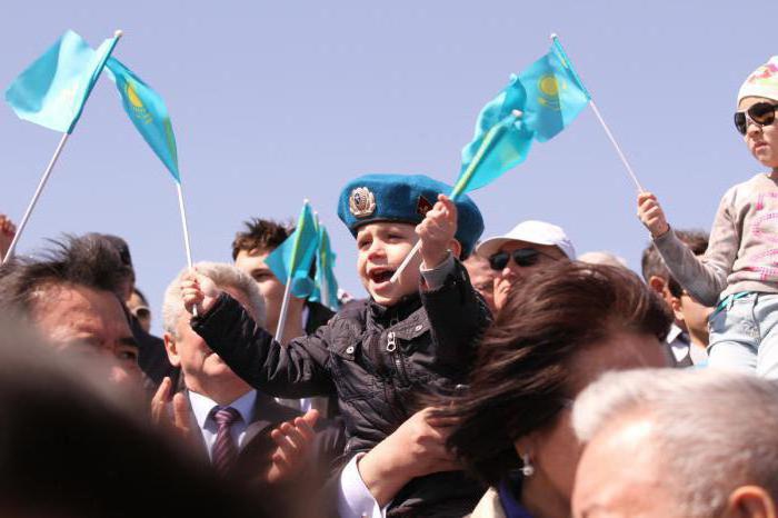 Tag der Vaterlandverteidiger in Kasachstan Foto