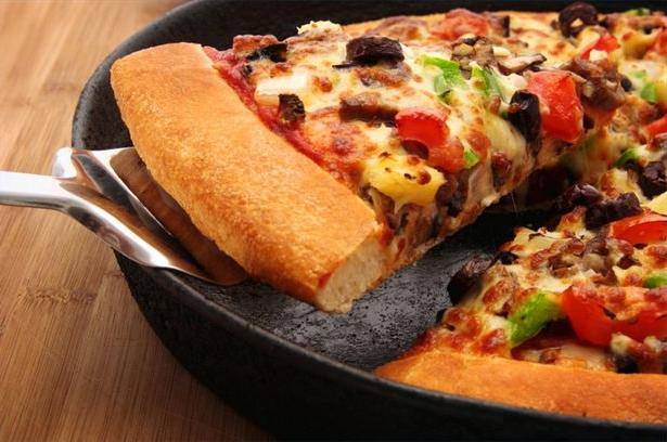 Schnelle Pizza: ein Rezept und seine Variationen
