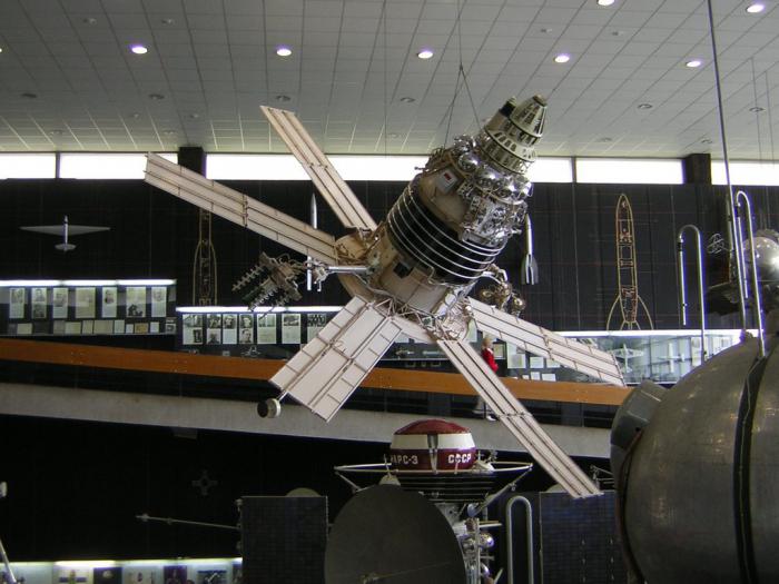 Und sollten wir nicht das kosmonautische Museum im Allrussischen Ausstellungszentrum besuchen?
